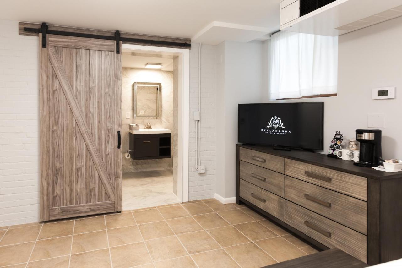 Skylaranna Resort & Spa Hendersonville Esterno foto