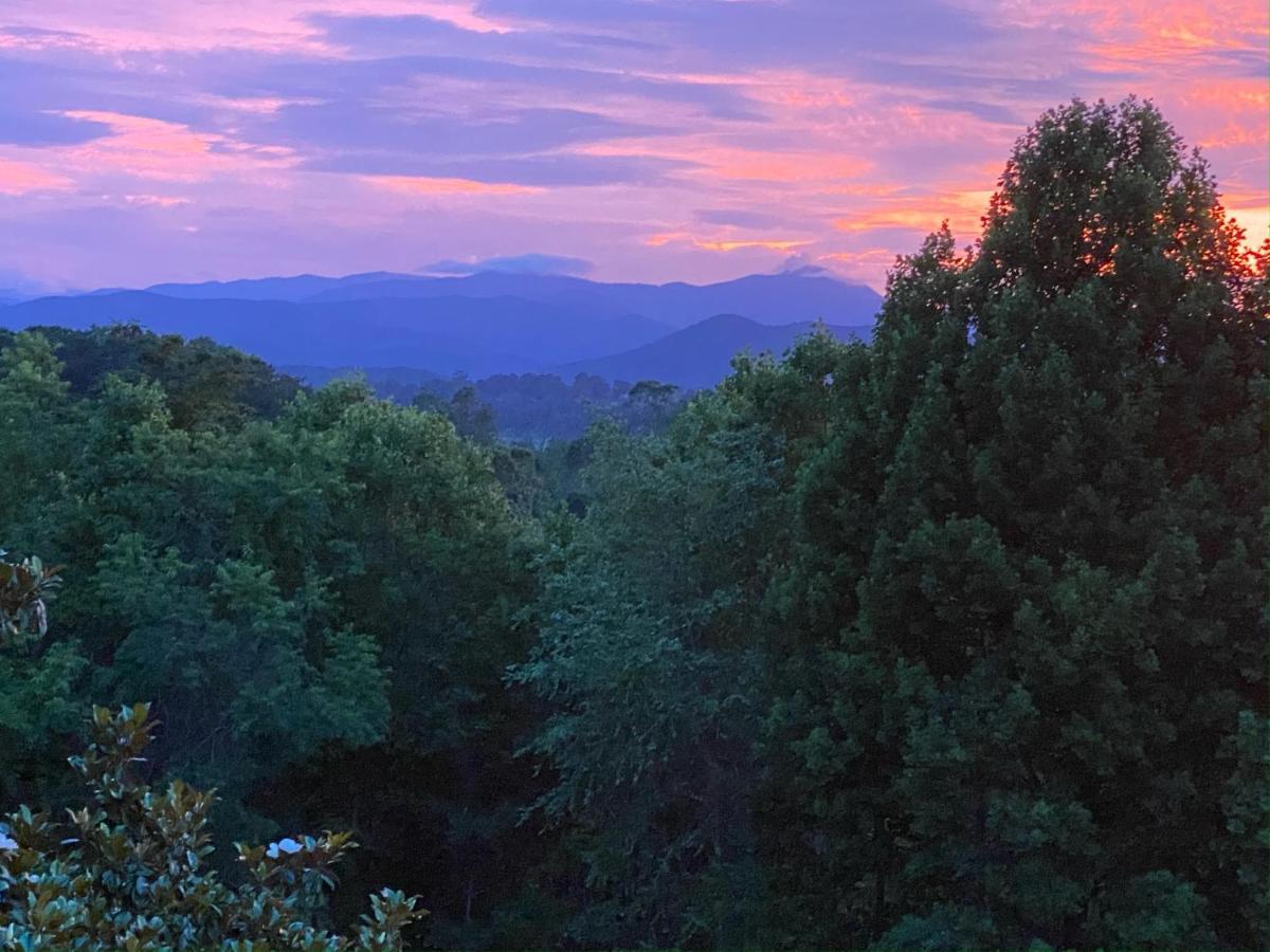 Skylaranna Resort & Spa Hendersonville Esterno foto