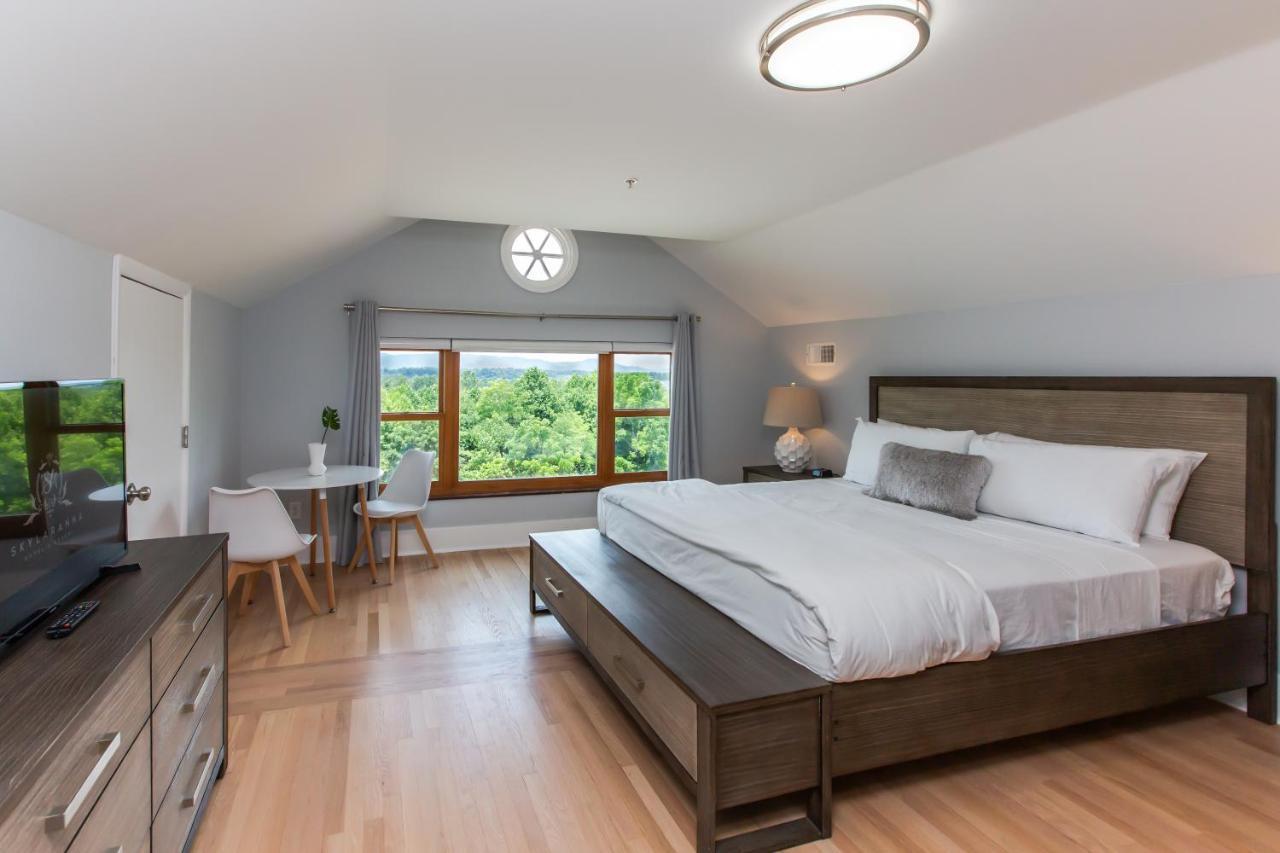 Skylaranna Resort & Spa Hendersonville Esterno foto